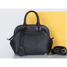 Geantă de mână Fendi Original Leather Mini Selleria Adele neagră