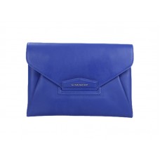 Geantă plic Givenchy Antigona din piele granulată, bleumarin