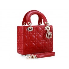 Geantă Dior Lady Dior Nano din piele cu accesorii aurii, roșie
