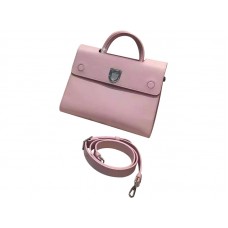 Geanta Dior Diorever Noisette Prestige piele de vitel roz