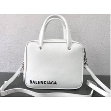 Geantă Balenciaga Triangle Square XS Albă 513995c8k021003