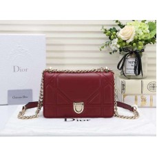 Geantă mică Dior Diorama din piele de miel, vișinie, d05261