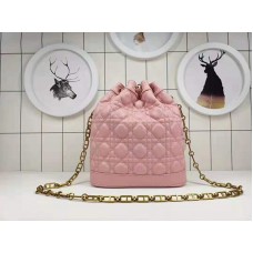 Dior Geantă tip găleată Miss Dior din piele de miel roz
