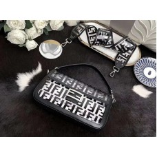Geantă Fendi Baguette din PU neagră