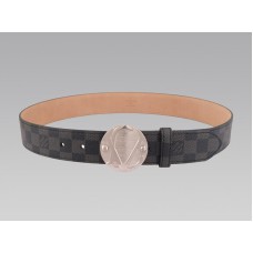 Curea Louis Vuitton 1904 Damier Grafit cu cataramă argintie