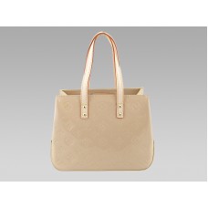 Louis Vuitton Monogram Vernis Reade PM Bej