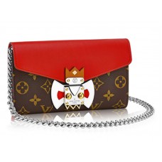 Portofel Louis Vuitton cu lanț și mască tribală Monogram, roșu