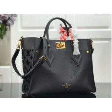 Louis Vuitton Geantă din piele de vițel On My Side Neagră m53826